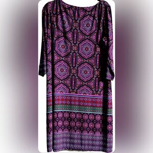 Women’s Knee Length Dress with 3/4 Sleeves